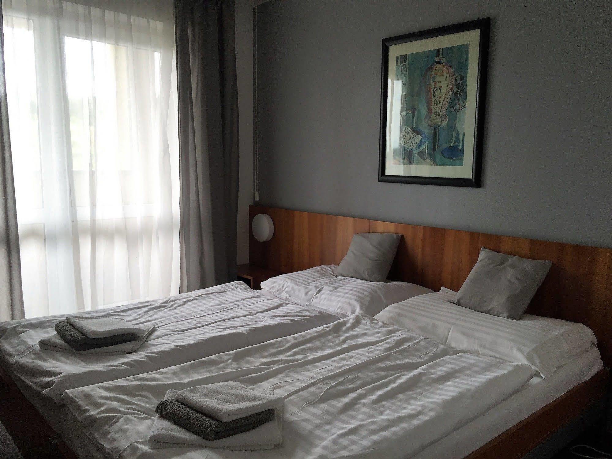 Hotel Maxim Svaty Jur Ngoại thất bức ảnh